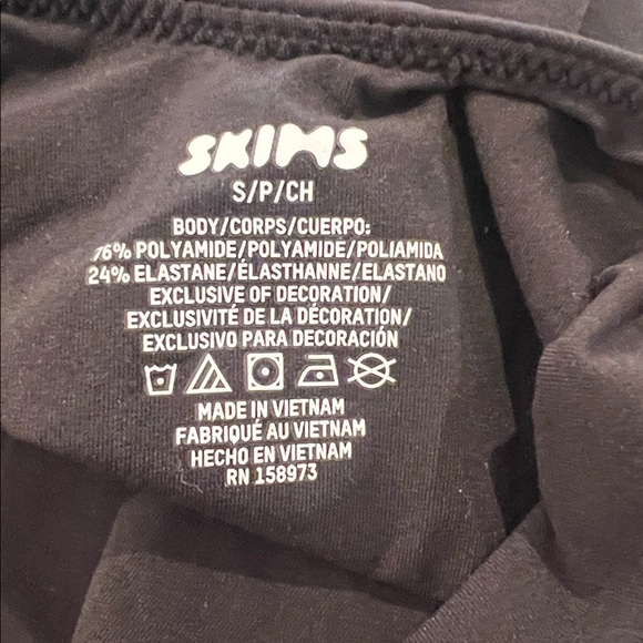 🖤 NWT SKIMS FITS EVERYBODY SQUARE NECK BODYSUIT SIZE SMALL - Picture 9 of 14